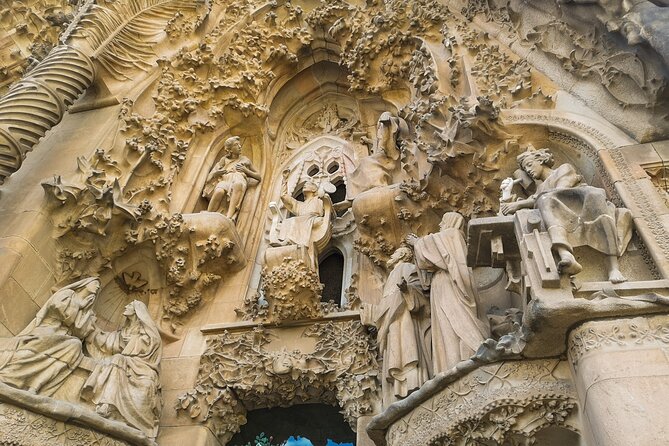 2-Day Tour: Gaudi & Sagrada Familia + Montserrat & Winery - A family winery and three sparkling wines