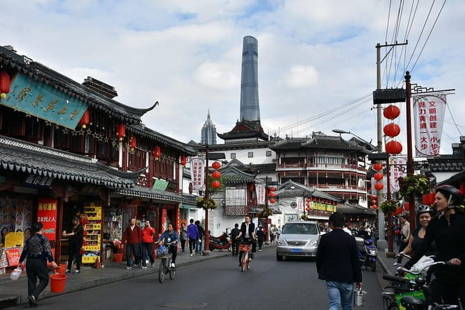 3-Hour Shanghai Art Deco Walking Tour With City Master - Former foreign concession buildings and interior details