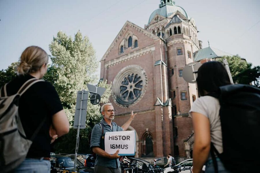 500 Years of Munich Architecture (Max. 16 Guests) - Why Munich architecture makes a good walking tour