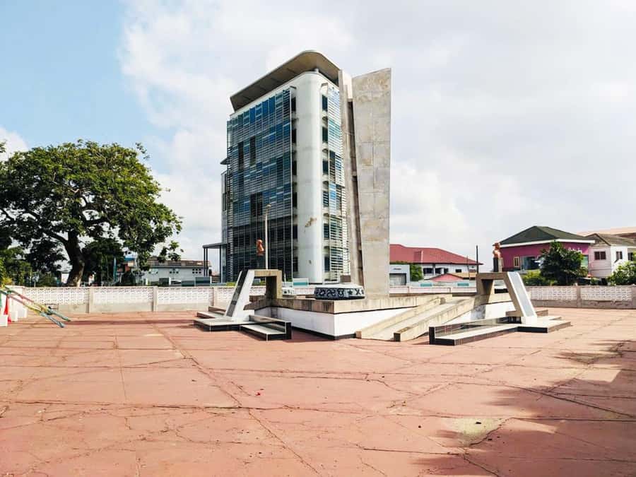 Accra Architectural Tour - What the guides add to the day