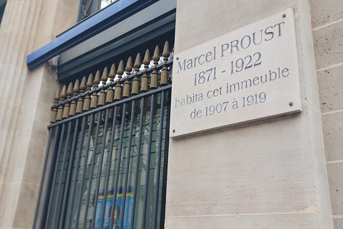 Architectural Bourgeois Paris 19th Century - Gare Saint-Lazare and the wealth of the railway age