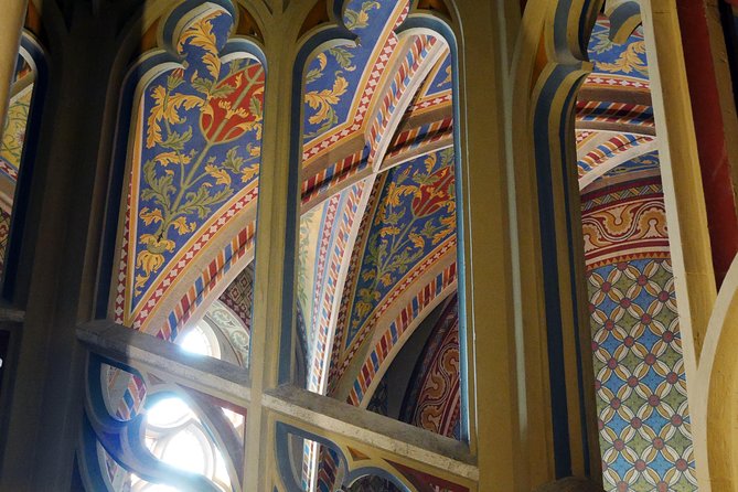 Architectural Budapest: Private Tour with a Local Expert - Crossing toward Castle Hill