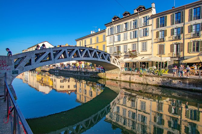 Architectural Milan: Private Tour with a Local Expert - Timing, walking, and practical planning