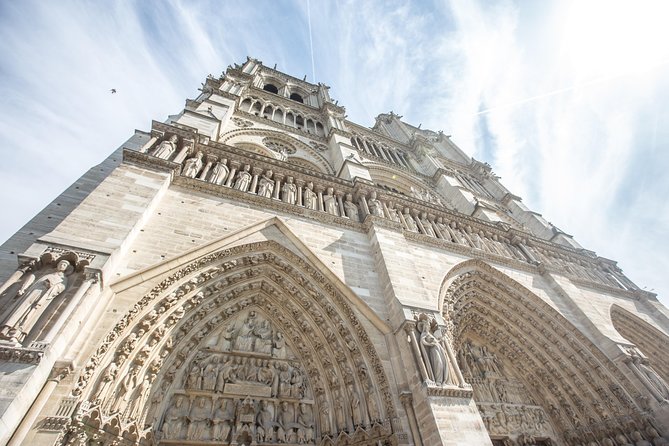 Architectural Paris: Private Tour with a Local Expert - A luxury stationery stop on the Champs-Élysées