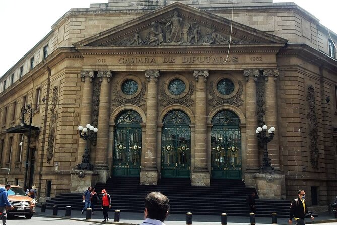 Architecture and History of Mexico City - Small Groups - Palacio de Bellas Artes and the politics of grand design