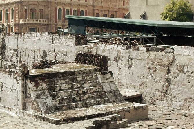 Architecture and History of Mexico City - Small Groups - Templo Mayor and the city beneath the city