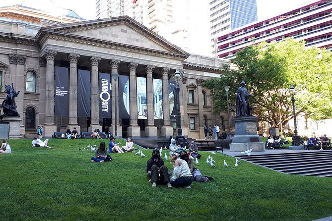 Architecture Tour of Melbourne - Melbourne’s architectural story begins at St Paul’s Cathedral