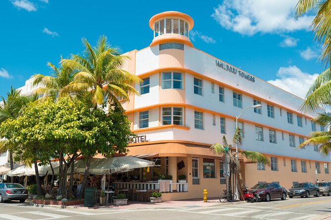 Award-winning Art Deco & History Walking Tour in Miami Beach - Washington Avenue and the everyday city