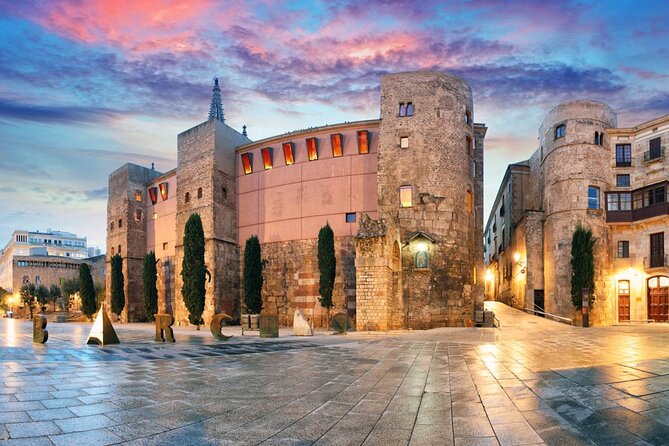 Barcelona 1.5h Private Old Town, Gothic & Ramblas Walking Tour - Plaça Sant Felip Neri and Plaça Reial