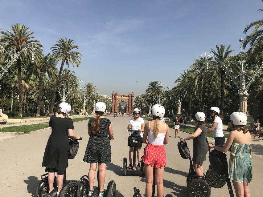 Barcelona: 2.5-Hour Gaudí Segway Tour - A quick turn into old Gràcia