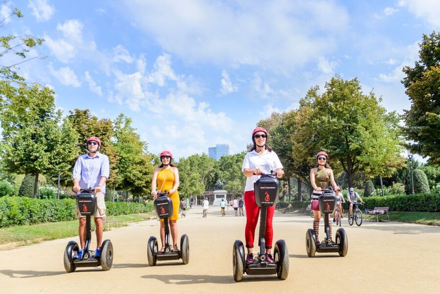 Barcelona: 2,5hr Art of Gaudí Segway Tour - Learning the Segway before entering the city