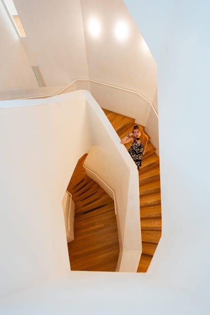 Barcelona: Casa Vicens, Pedrera, and Casa Batlló Guided Tour - Passeig de Gràcia and Barcelona’s Modernisme