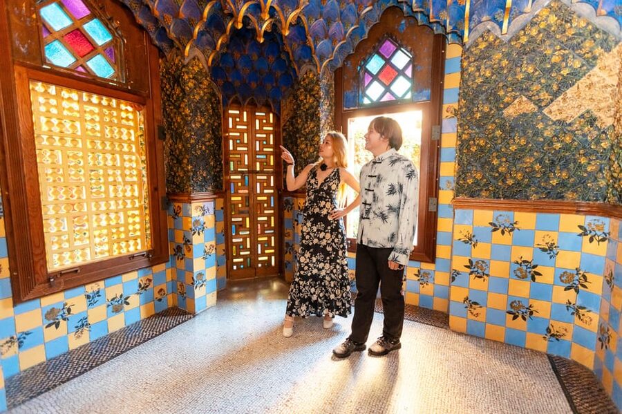 Barcelona: Casa Vicens, Pedrera, and Casa Batlló Guided Tour - What the three-hour schedule really means