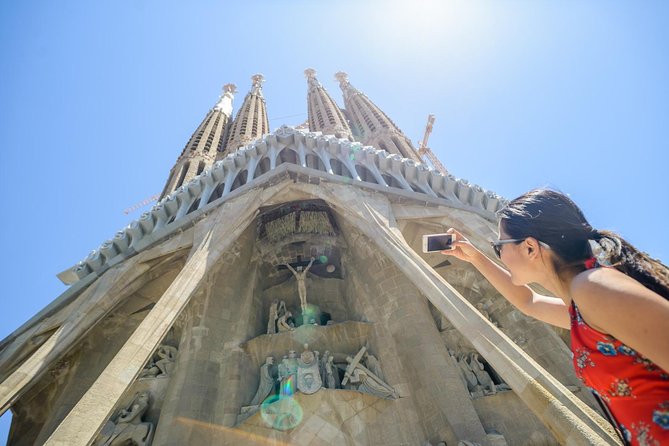 Barcelona e-Bike Tour: Gaudí & Old Town Small Group - Rambla del Poblenou and a quieter view of daily Barcelona