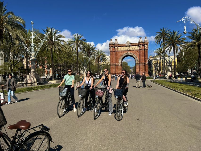 Barcelona: E-Scooter Gaudí & the Sea Tour - Passing the W Barcelona and Barceloneta Beach