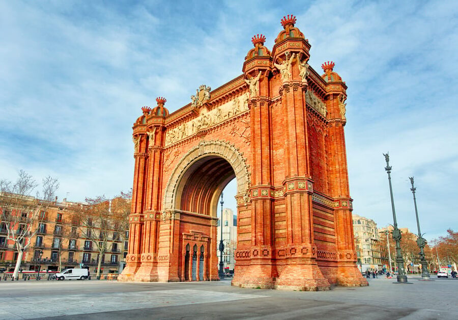 Barcelona: Gaudi Highlights Guided Tour by Electric Scooter - Why this scooter route works in Barcelona