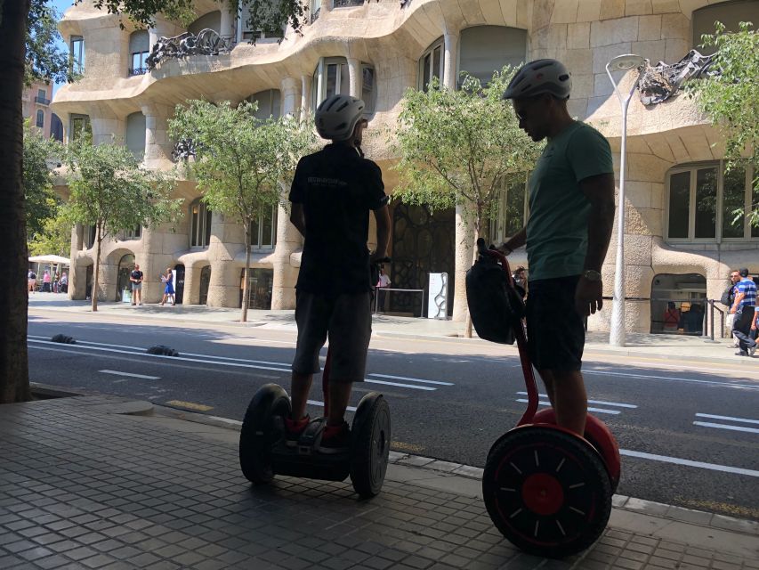 Barcelona: Gaudí Sightseeing Guided Segway Tour - My booking advice