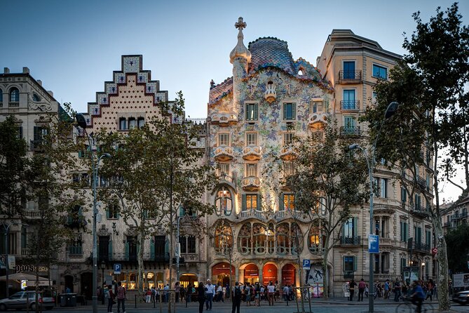 Barcelona: Gaudí, Tapa, Drink & Hidden Architectural Gems - Why this Barcelona walk works