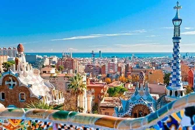 Barcelona Gaudi Tour: Sagrada Familia, Casa Batllo & Casa Mila - What private transport adds to the day
