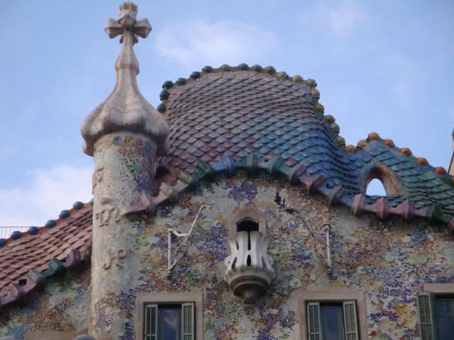 Barcelona: German City Tour from Gaudí's Perspective - Nature was not just decoration