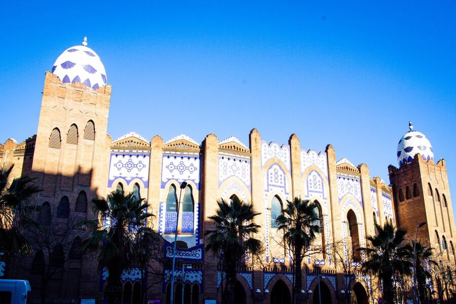 Barcelona Highlights: The Best of Gaudi On Segway - Who should book it?
