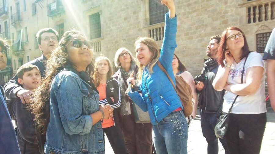 Barcelona: Sagrada Familia and City Tour with Hotel Pickup - The coast, Port Vell, and modern Barcelona