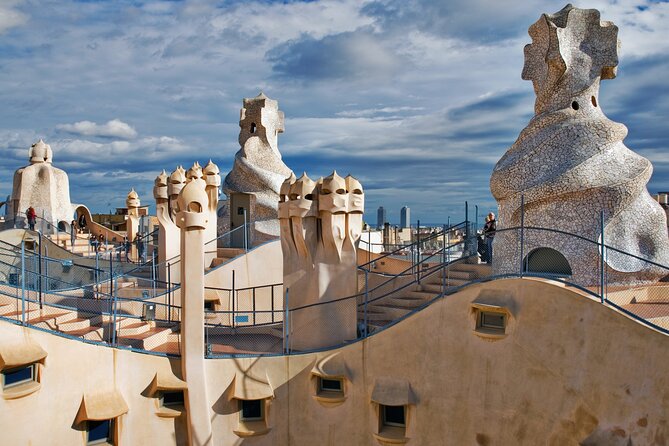 Barcelona: Sagrada Familia, Modernism and Gothic Quarter - Casa de l’Ardiaca and the Roman Temple d’August