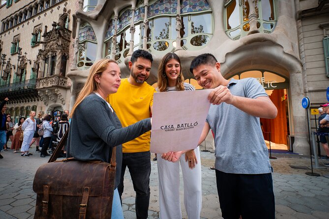 Barcelona Street Escape: Gaudi and the Hidden Treasure - Key points at a glance