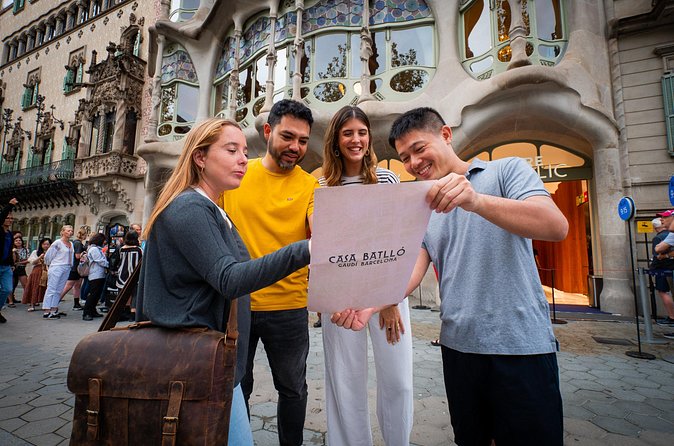 Barcelona Street Escape: Gaudi and the Hidden Treasure - What the $26.43 price really buys