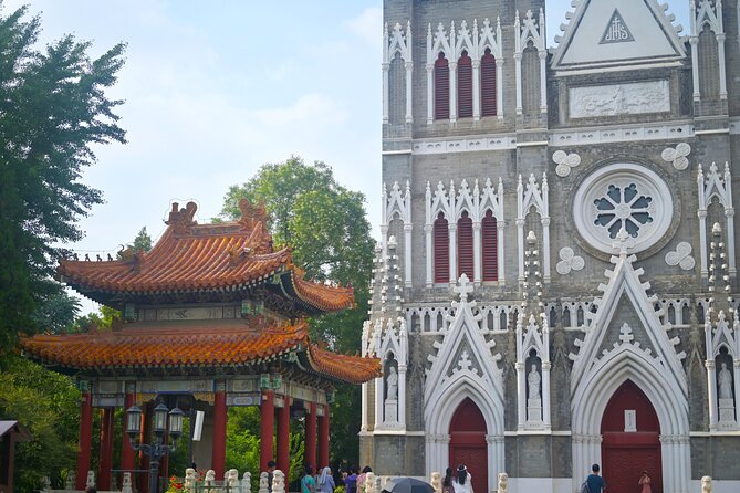 Beijing Hutong Walking Tour History, Architecture and Local Life - Guangji Temple and traditional temple design