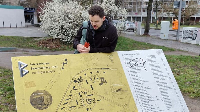 Berlin: Hansaviertel Modernist Architecture Tour - Remembering Jewish Life That Was Destroyed