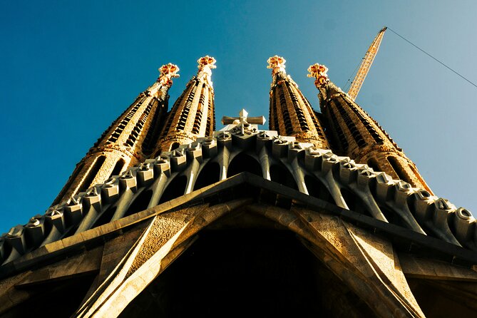 Best of Barcelona: Sagrada Família, Gaudí & Candy Tasting Tour! - Key points to know before booking