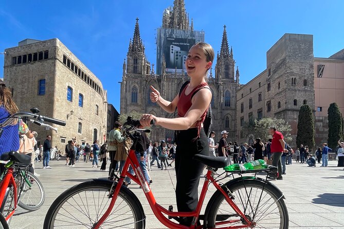 Bike Tour in Barcelona: History, Architecture and Culture - Starting at Pla de la Boqueria