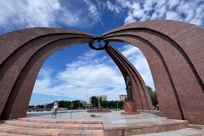 Bishkek : USSR History, Soviet Architects ,Statues & Mosaics - Key points to know before you book