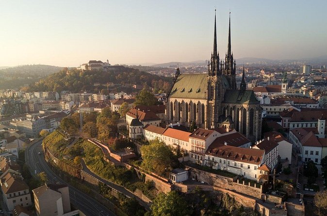 Brno’s Modernist Marvels: A Private Functionalist Journey - Česká pošta finishes at the Railway Post Office