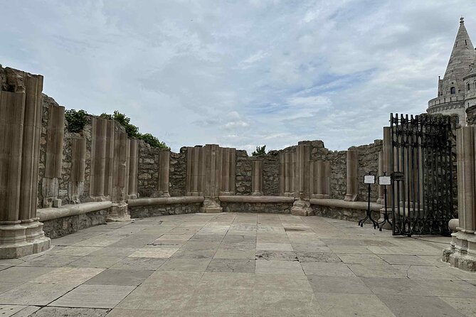 Buda Castle Tour: History and Architecture - The medieval Jewish quarter and prayer house