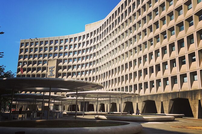 Castle to Capitol: Museums of the National Mall Architecture Tour - What $48 gets you