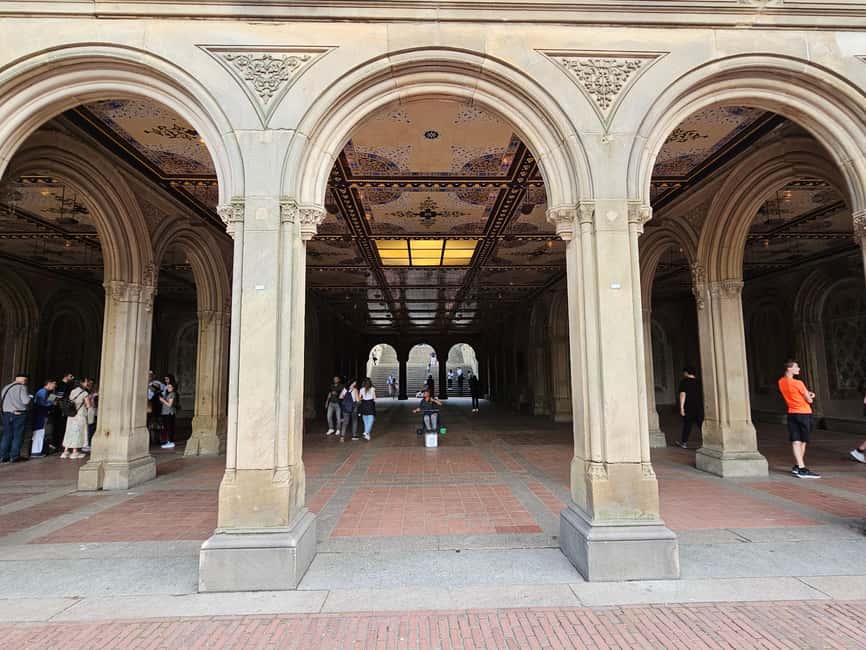 Central Park, NY: Nature, Architecture and Movie Scenes Tour - Statues, Tavern On The Green, and another side of the park