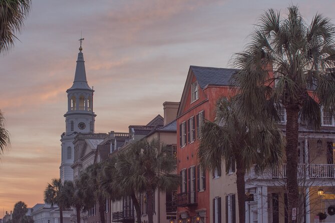 Charleston Architectural Walking Tour - The Nathaniel Russell House in five focused minutes