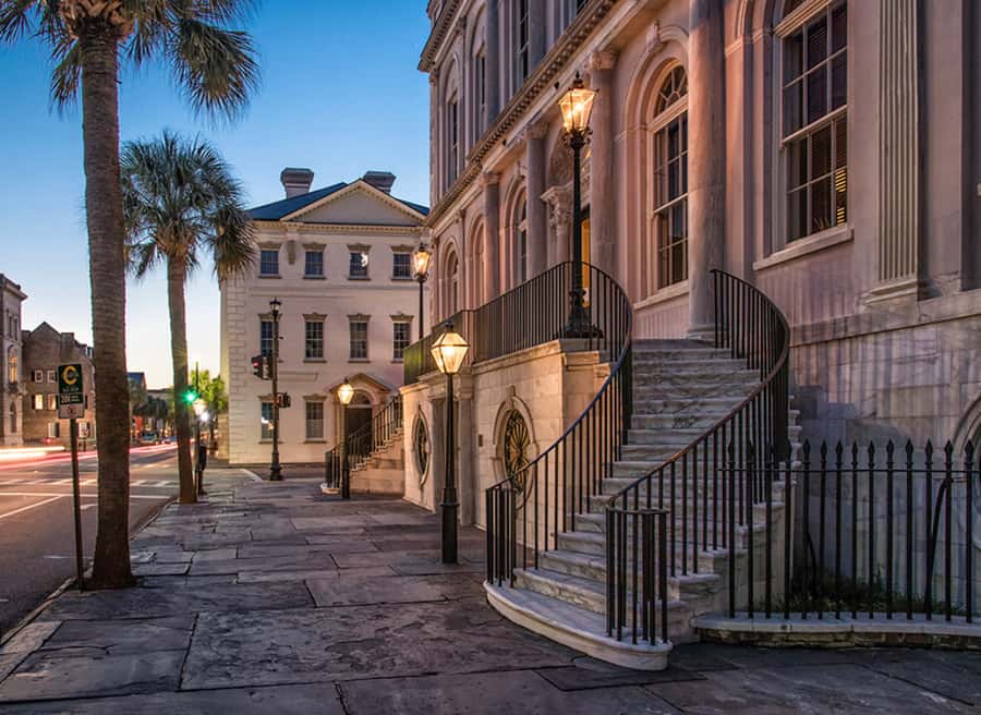 Charleston: History and Architecture Guided Walking Tour - Price, pace, weather, and access