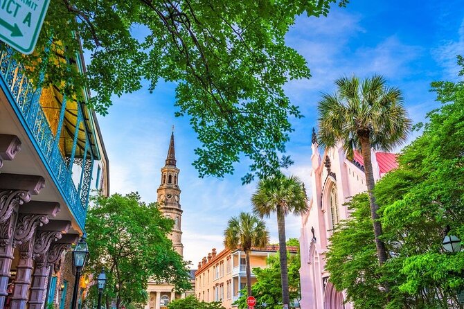 Charleston History and Architecture Walking Tour - Philadelphia Alley, also called Duelers Alley