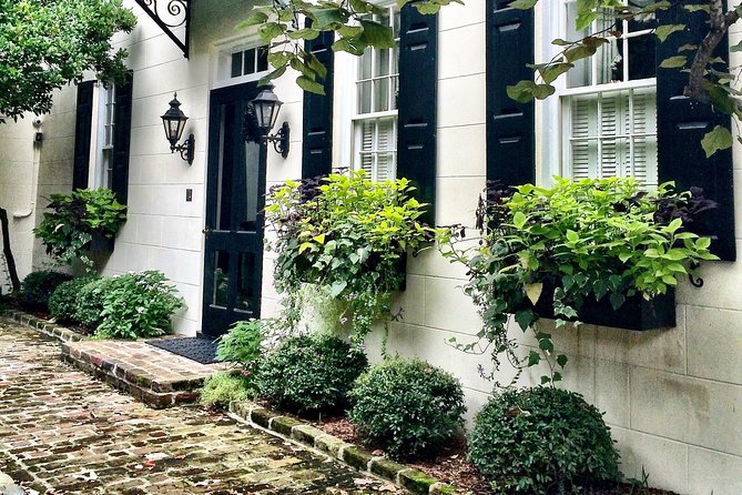 Charleston History, Homes, and Architecture Guided Walking Tour - The Old Exchange and Provost Dungeon