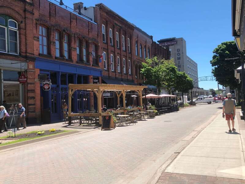 Charlottetown: Historical Architecture Guided Walking Tour - Province House and the story of Confederation