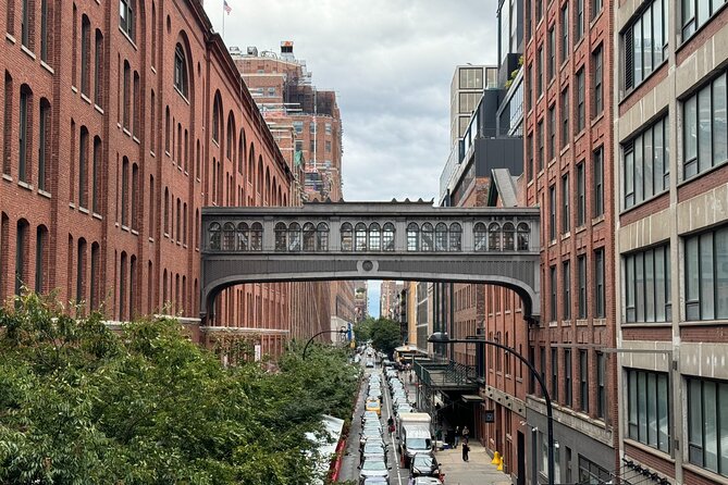 Chelsea and the High Line NYC Architecture Walking Tour - Starting at the Whitney Museum at 2 p.m.