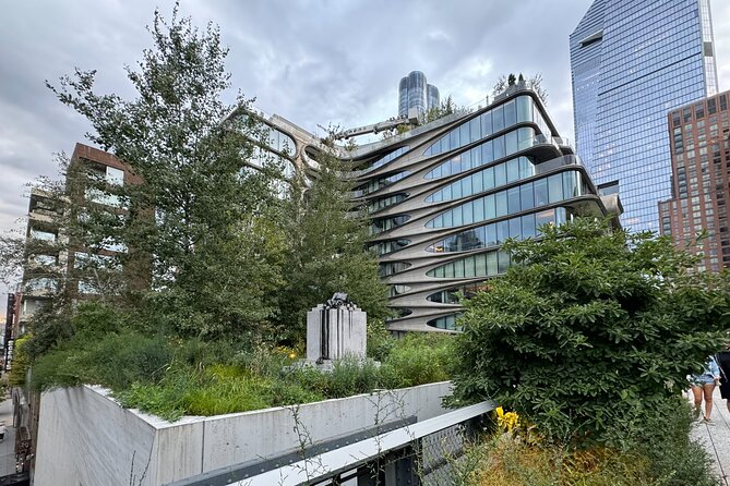 Chelsea and the High Line NYC Architecture Walking Tour - The Shed and the Vessel at Hudson Yards