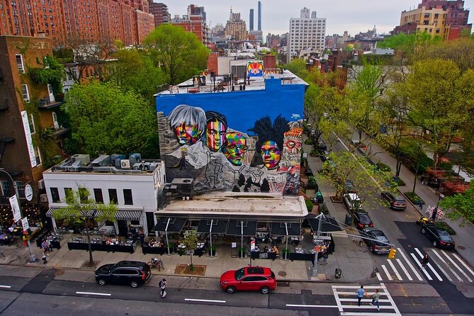 Chelsea Galleries and High Line; Art, Architecture and History - Chelsea galleries beneath the High Line