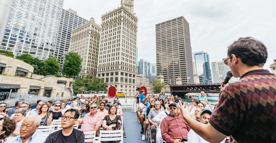 Chicago: 1.5-Hour Lake and River Architecture Cruise - Starting near the Wrigley Building