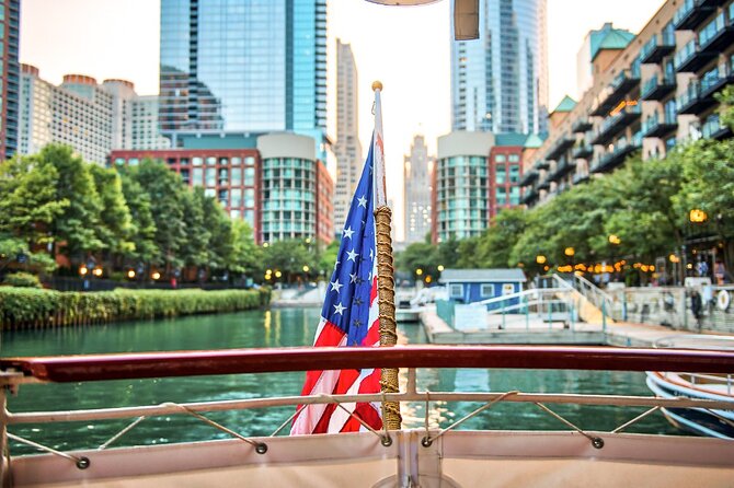 Chicago Architectural River Cruise - From early skyscrapers to modern engineering