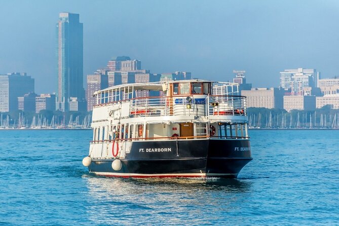 Chicago Architectural River Cruise - Seating, views, and the reason to arrive early