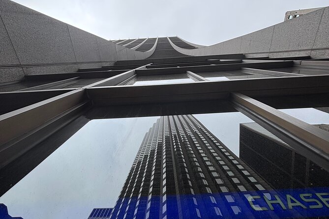 Chicago Architecture and True Crime Tour - The best season and what to wear